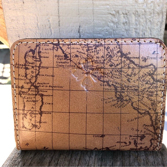 Patricia Nash handbag and match wallet Italian leather maps suede lining . - Picture 7 of 14